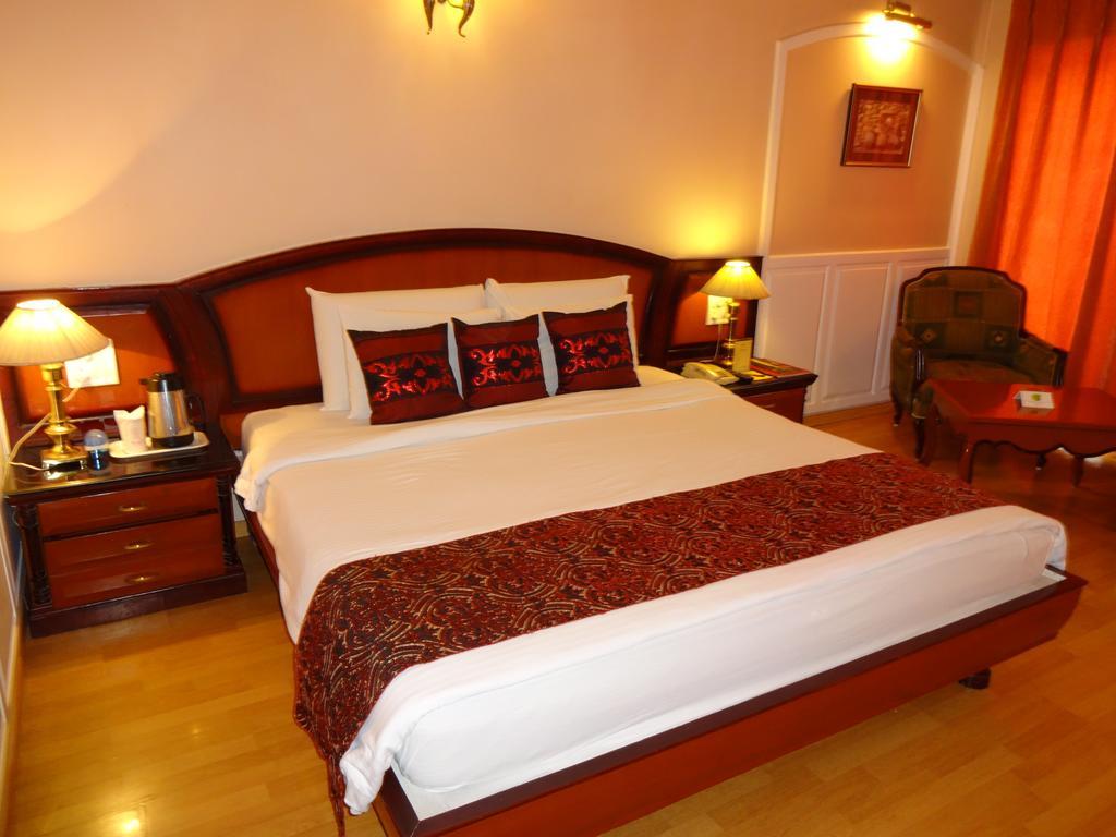 Rāipur Hotel Babylon International מראה חיצוני תמונה