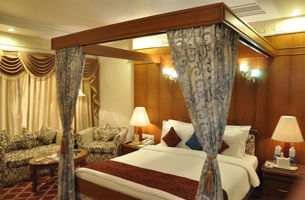 Rāipur Hotel Babylon International מראה חיצוני תמונה