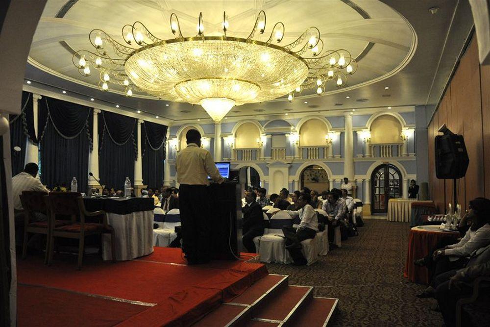 Rāipur Hotel Babylon International מראה חיצוני תמונה