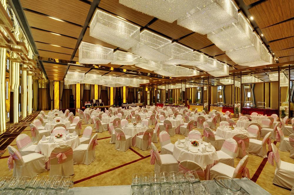 Rāipur Hotel Babylon International מראה חיצוני תמונה