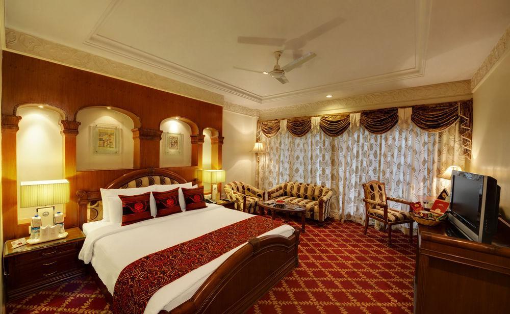 Rāipur Hotel Babylon International מראה חיצוני תמונה